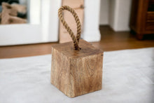 Load image into Gallery viewer, Mango Wood Doorstop With Rope Handel 15cm
