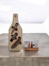 Load image into Gallery viewer, Bottle Shape Wine Set 27.5cm
