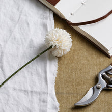 Load image into Gallery viewer, White Short Chrysanthemum
