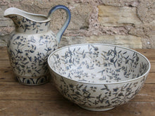 Load image into Gallery viewer, Blue And White Ditsy Print Bowl
