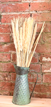 Load image into Gallery viewer, Decorative Dried Pampas Grass 60cm
