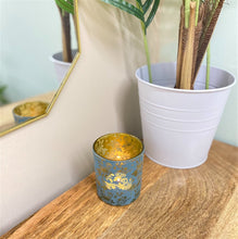 Load image into Gallery viewer, Botanical Love Tealight Holder 8cm
