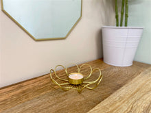 Load image into Gallery viewer, Flower Wire Tealight Holder
