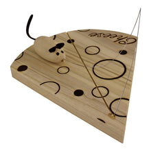 Load image into Gallery viewer, Handcrafted Cheese Board With Wire And Mouse
