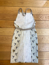 Load image into Gallery viewer, Apron With A Chicken Print Design
