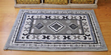 Load image into Gallery viewer, Grey Patterned &amp; Tufted Rug, 60x90cm
