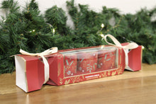 Load image into Gallery viewer, Cracker Gift-box with Winter Berry Candle-pots
